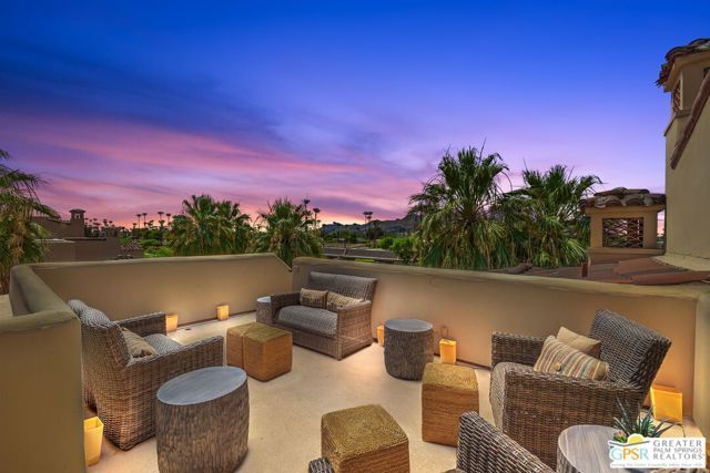 1015 Villorrio Drive S, Palm Springs, CA 92262