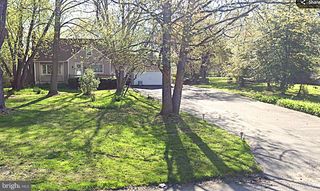 102 WAVERLY AVE, Mount Laurel, NJ 08054