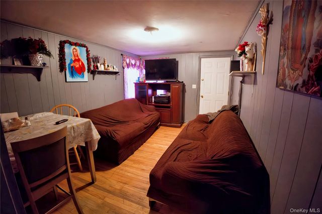 26 Palm Road, Rocky Point, NY 11778