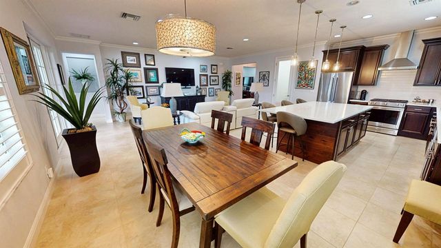 9727 SW Chestwood Avenue, Port St. Lucie, FL 34987