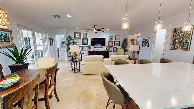 9727 SW Chestwood Avenue, Port St. Lucie, FL 34987