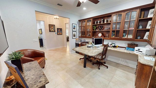 9727 SW Chestwood Avenue, Port St. Lucie, FL 34987
