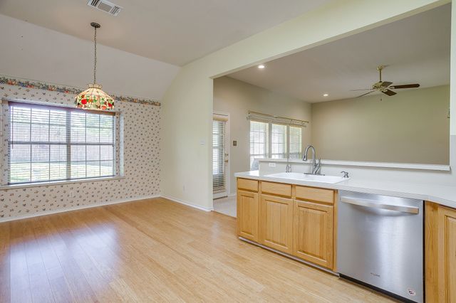 1509 Oak Tree Circle, Weatherford, TX 76086