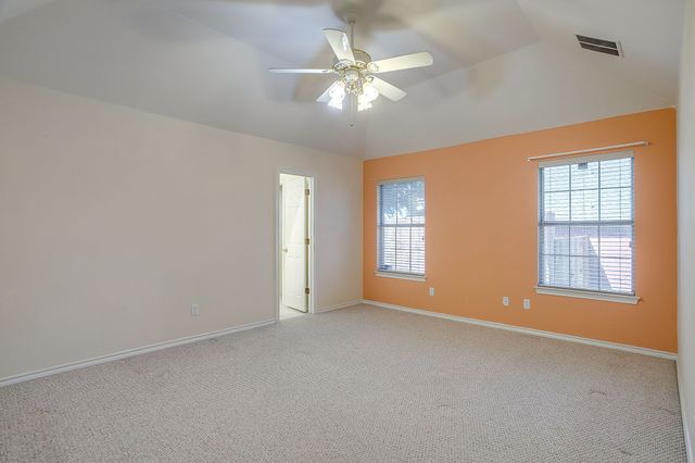 1509 Oak Tree Circle, Weatherford, TX 76086