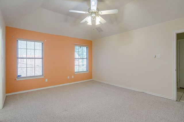 1509 Oak Tree Circle, Weatherford, TX 76086