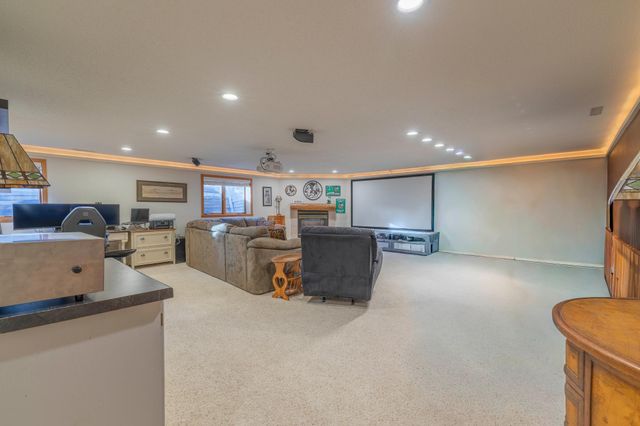 2408 16th Avenue S, Fargo, ND 58103