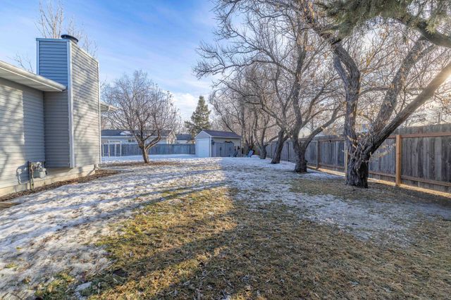 2408 16th Avenue S, Fargo, ND 58103