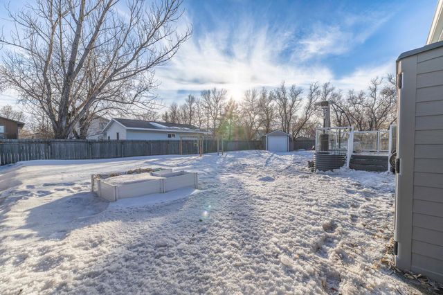 2408 16th Avenue S, Fargo, ND 58103