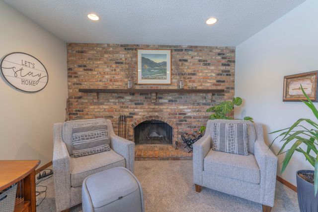 2408 16th Avenue S, Fargo, ND 58103