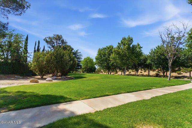 37115 Zinnia Street, Palmdale, CA 93550