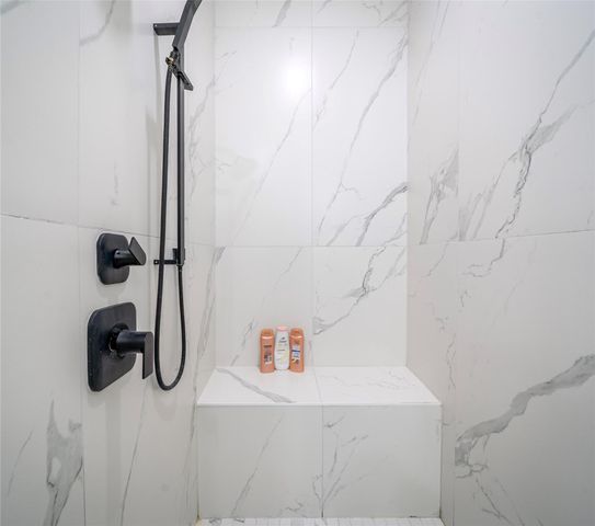 316 Thornton Road, Houston, TX 77018