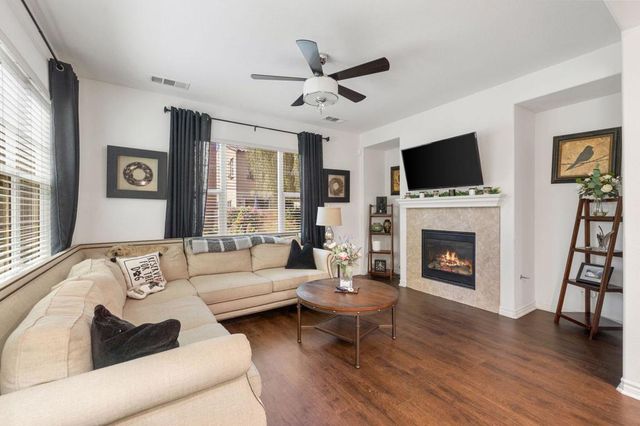 565 Via De La Paz, Palm Desert, CA 92211