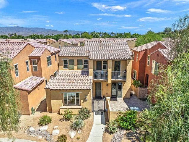 565 Via De La Paz, Palm Desert, CA 92211