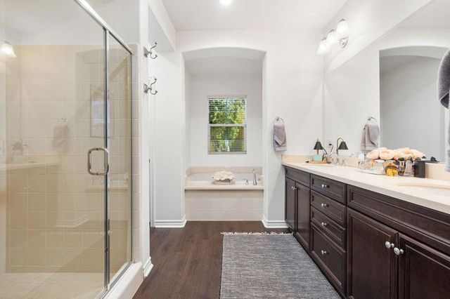 565 Via De La Paz, Palm Desert, CA 92211