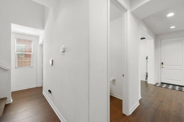 565 Via De La Paz, Palm Desert, CA 92211