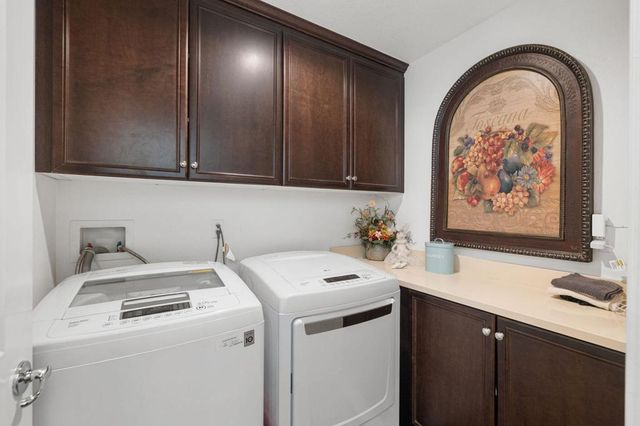 565 Via De La Paz, Palm Desert, CA 92211