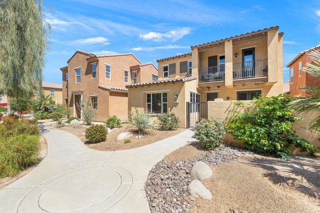 565 Via De La Paz, Palm Desert, CA 92211