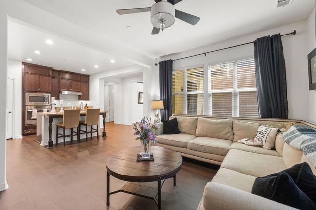 565 Via De La Paz, Palm Desert, CA 92211