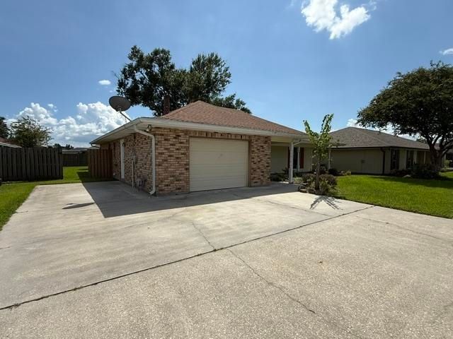 108 Maria Circle, Houma, LA 70360