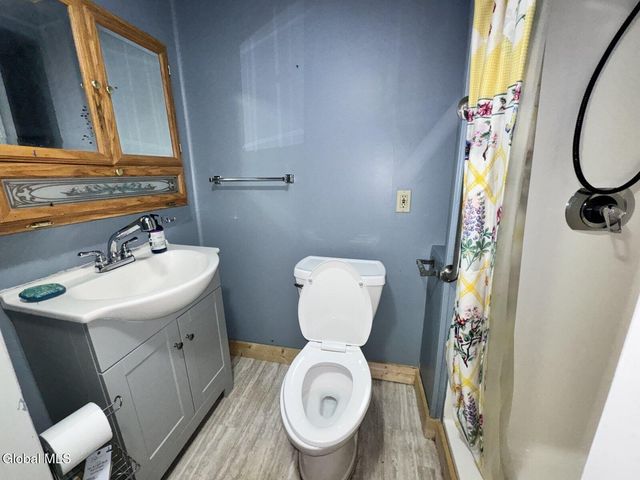 579 6th Avenue, Troy, NY 12182