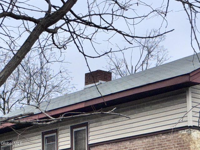 579 6th Avenue, Troy, NY 12182