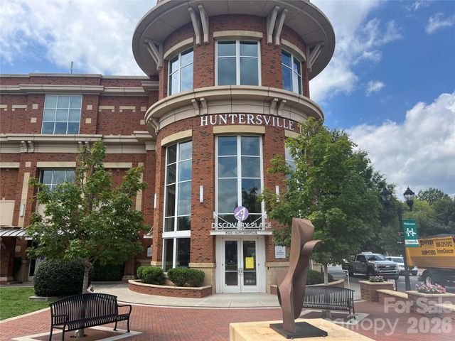 13704 Berkley Avenue, Huntersville, NC 28078