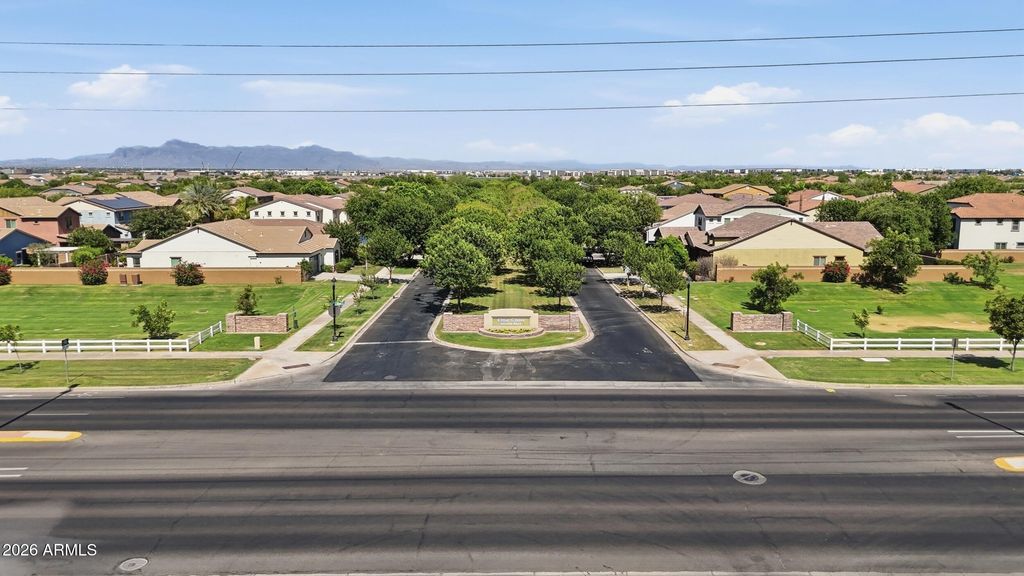 Image 25 of property listing at 4118 E MARLENE Drive, Gilbert, AZ 85296