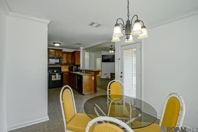 22775 Cabo Ln, Denham Springs, LA 70726