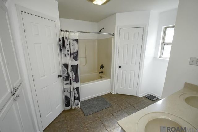 22775 Cabo Ln, Denham Springs, LA 70726