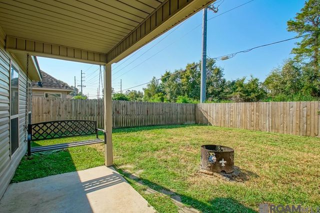 22775 Cabo Ln, Denham Springs, LA 70726