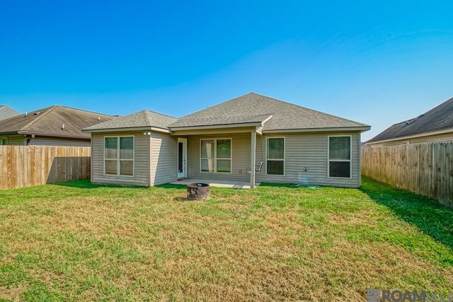 22775 Cabo Ln, Denham Springs, LA 70726