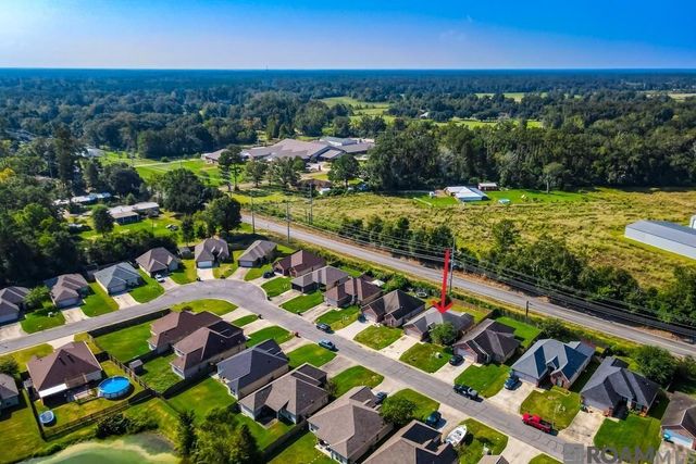 22775 Cabo Ln, Denham Springs, LA 70726