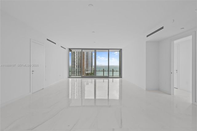 300 Biscayne Blvd Way 1103, Miami, FL 33131