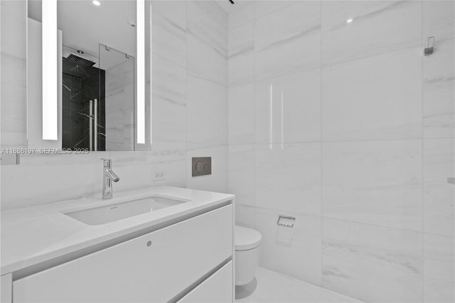 300 Biscayne Blvd Way 1103, Miami, FL 33131