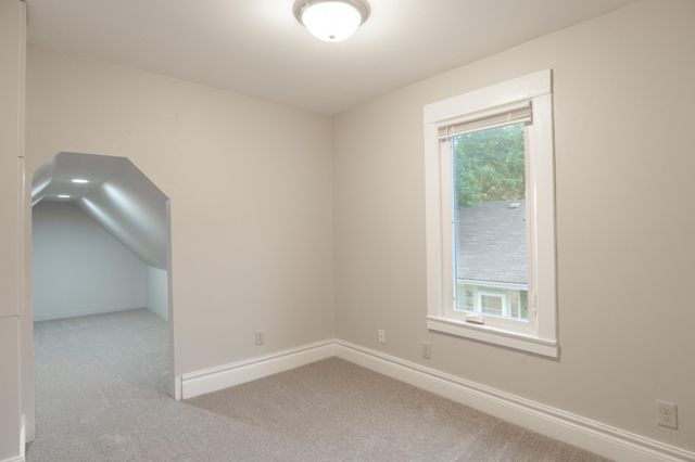 4007 Girard Ave N, Minneapolis, MN 55412