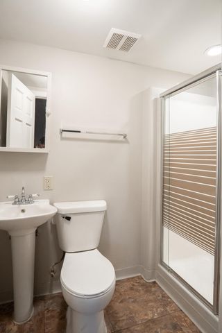 4007 Girard Ave N, Minneapolis, MN 55412