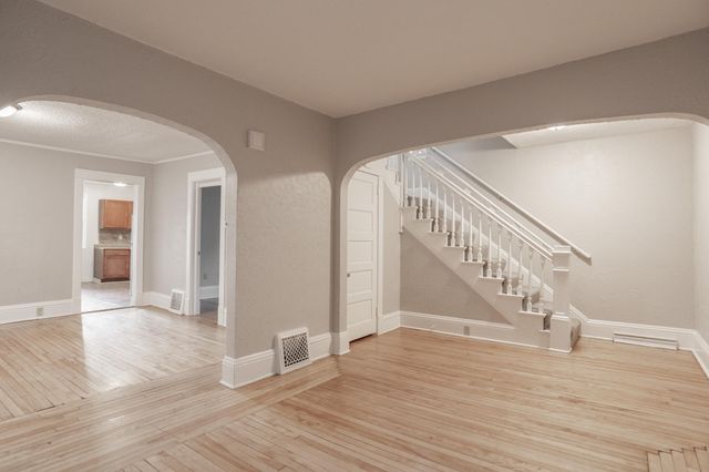 4007 Girard Ave N, Minneapolis, MN 55412