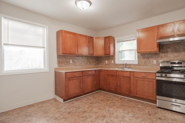 4007 Girard Ave N, Minneapolis, MN 55412