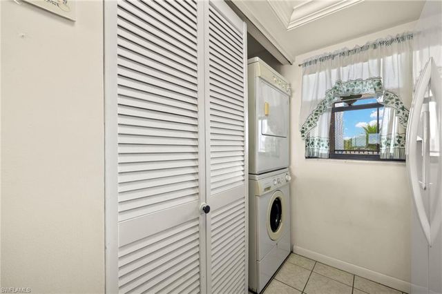 1901 Clifford ST 202, Fort Myers, FL 33901