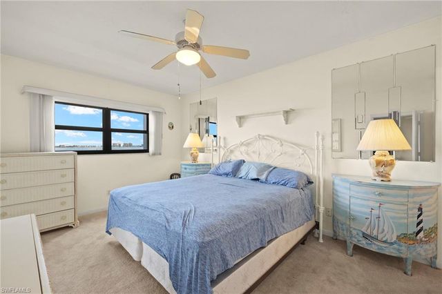 1901 Clifford ST 202, Fort Myers, FL 33901