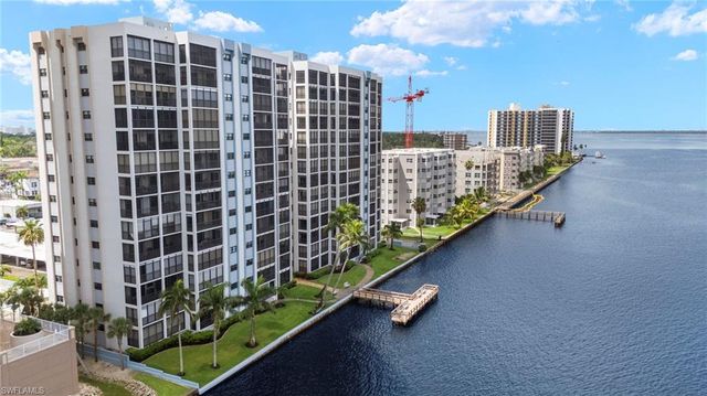 1901 Clifford ST 202, Fort Myers, FL 33901