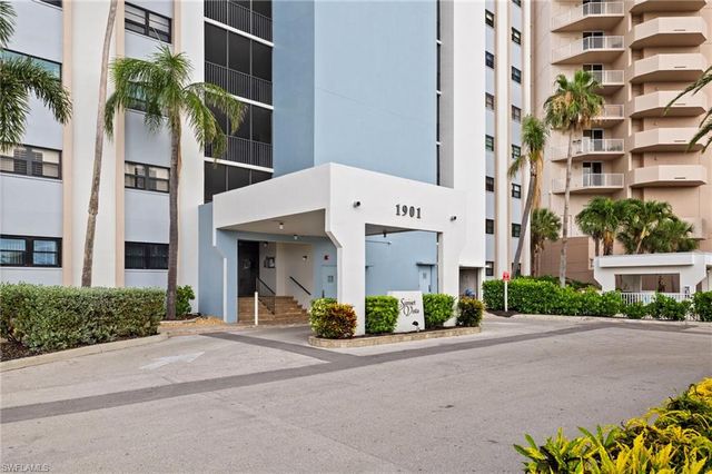 1901 Clifford ST 202, Fort Myers, FL 33901