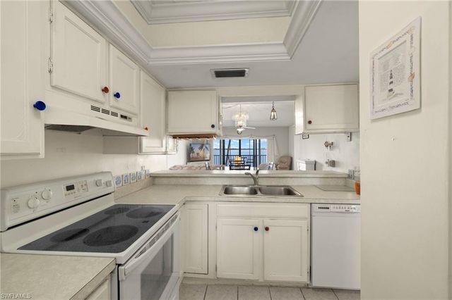 1901 Clifford ST 202, Fort Myers, FL 33901