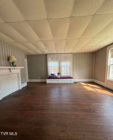 3926 South Highway 81, Jonesborough, TN 37659