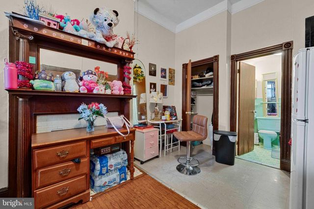 2903 SAINT PAUL ST, Baltimore, MD 21218