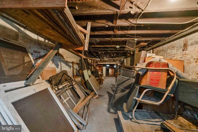 2903 SAINT PAUL ST, Baltimore, MD 21218