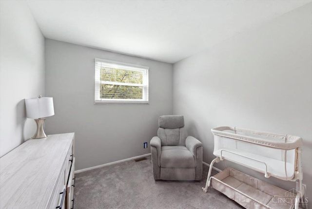 2343 Fairgreen Drive, Green Twp, OH 45238