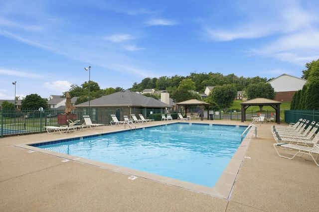 7033 Clearview Cir, Brentwood, TN 37027