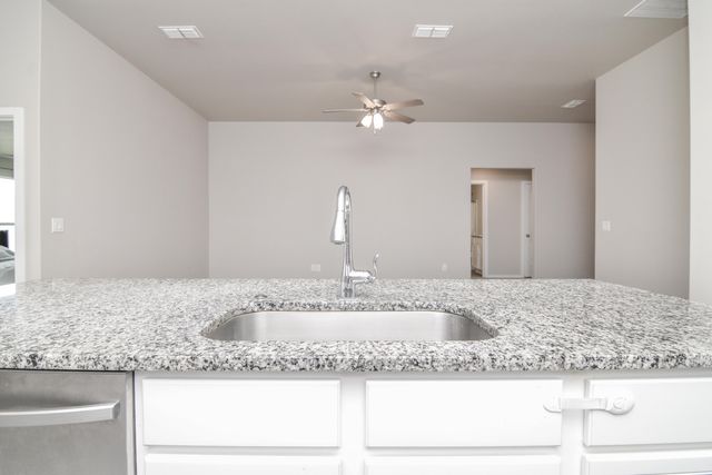 7526 31st Place, Lubbock, TX 79407