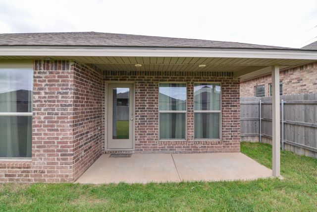 7526 31st Place, Lubbock, TX 79407